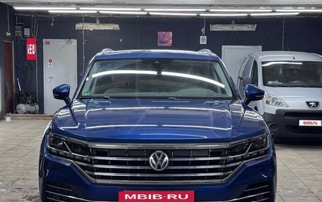 Volkswagen Touareg III, 2019 год, 5 500 000 рублей, 2 фотография