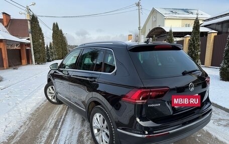 Volkswagen Tiguan II, 2017 год, 2 450 000 рублей, 4 фотография