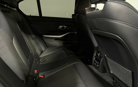 BMW 3 серия, 2019 год, 4 310 000 рублей, 14 фотография