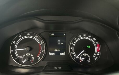 Skoda Rapid II, 2021 год, 1 555 000 рублей, 22 фотография