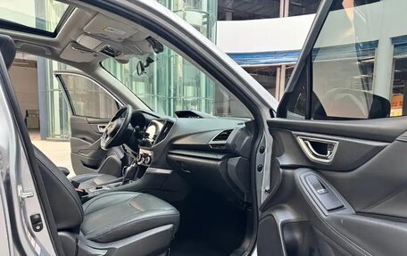 Subaru Forester, 2020 год, 2 150 000 рублей, 10 фотография