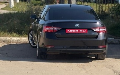 Skoda Superb III рестайлинг, 2017 год, 2 300 000 рублей, 1 фотография