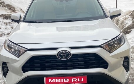 Toyota RAV4, 2024 год, 3 900 000 рублей, 1 фотография