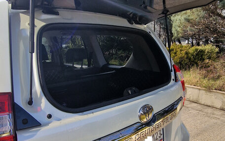 Toyota Land Cruiser Prado 150 рестайлинг 2, 2015 год, 4 700 000 рублей, 5 фотография