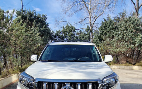 Toyota Land Cruiser Prado 150 рестайлинг 2, 2015 год, 4 700 000 рублей, 11 фотография