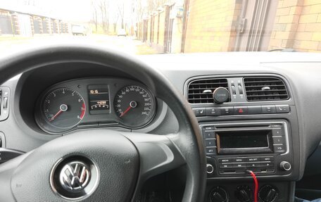 Volkswagen Polo VI (EU Market), 2015 год, 750 000 рублей, 14 фотография