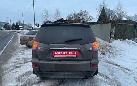 Mitsubishi Outlander III рестайлинг 3, 2010 год, 1 100 000 рублей, 3 фотография