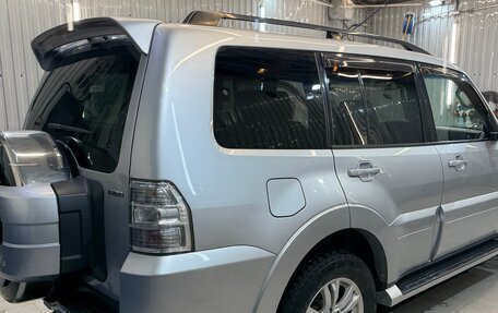 Mitsubishi Pajero IV, 2011 год, 2 800 000 рублей, 28 фотография