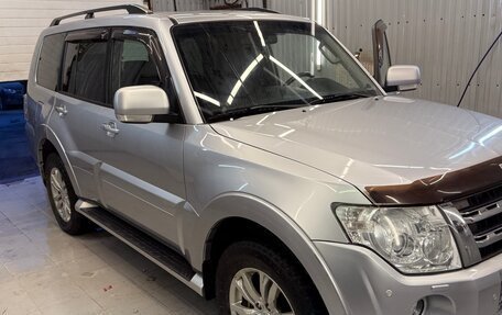 Mitsubishi Pajero IV, 2011 год, 2 800 000 рублей, 27 фотография