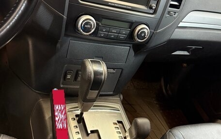 Mitsubishi Pajero IV, 2011 год, 2 800 000 рублей, 23 фотография