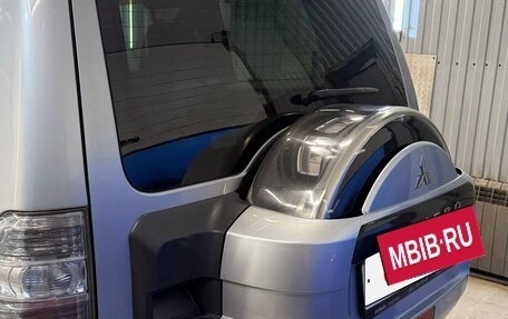 Mitsubishi Pajero IV, 2011 год, 2 800 000 рублей, 26 фотография