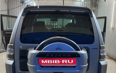 Mitsubishi Pajero IV, 2011 год, 2 800 000 рублей, 17 фотография
