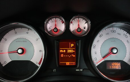 Peugeot 408 I рестайлинг, 2015 год, 609 000 рублей, 16 фотография