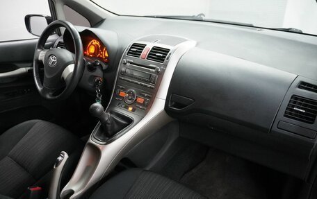 Toyota Auris II, 2007 год, 709 000 рублей, 10 фотография