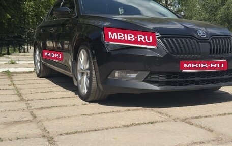 Skoda Superb III рестайлинг, 2017 год, 2 300 000 рублей, 4 фотография