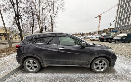 Honda Vezel, 2014 год, 1 320 000 рублей, 12 фотография