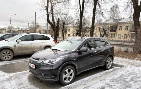 Honda Vezel, 2014 год, 1 320 000 рублей, 24 фотография