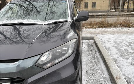 Honda Vezel, 2014 год, 1 320 000 рублей, 19 фотография