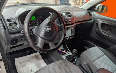 Skoda Fabia II, 2012 год, 520 000 рублей, 2 фотография