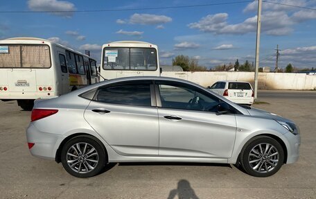 Hyundai Solaris II рестайлинг, 2014 год, 850 000 рублей, 3 фотография