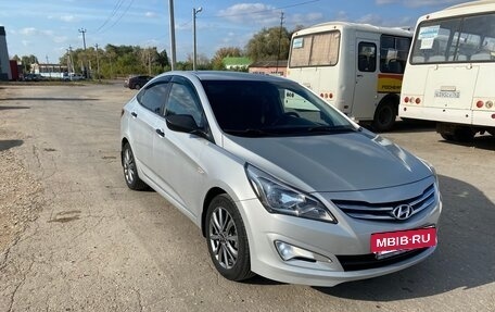 Hyundai Solaris II рестайлинг, 2014 год, 850 000 рублей, 2 фотография