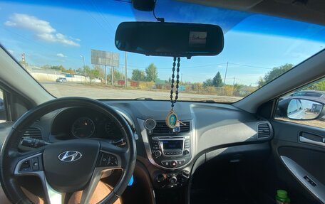 Hyundai Solaris II рестайлинг, 2014 год, 850 000 рублей, 12 фотография