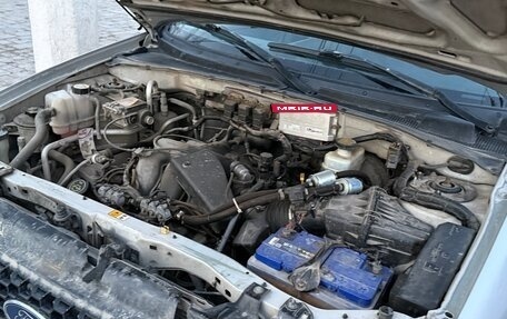 Ford Maverick, 2005 год, 560 000 рублей, 11 фотография