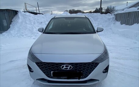 Hyundai Solaris II рестайлинг, 2021 год, 1 500 000 рублей, 3 фотография