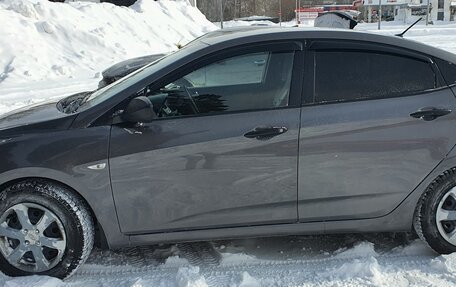 Hyundai Solaris II рестайлинг, 2013 год, 575 000 рублей, 4 фотография