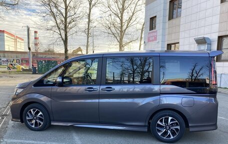 Honda Stepwgn IV, 2021 год, 2 650 000 рублей, 3 фотография