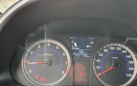 Hyundai Solaris II рестайлинг, 2013 год, 575 000 рублей, 9 фотография