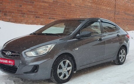 Hyundai Solaris II рестайлинг, 2013 год, 575 000 рублей, 2 фотография