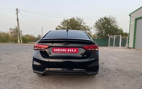 Hyundai Solaris II рестайлинг, 2019 год, 1 370 000 рублей, 5 фотография