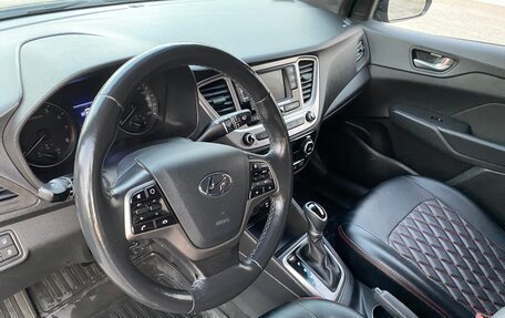 Hyundai Solaris II рестайлинг, 2019 год, 1 370 000 рублей, 8 фотография