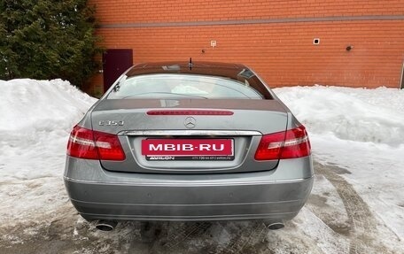 Mercedes-Benz E-Класс, 2009 год, 1 350 000 рублей, 4 фотография