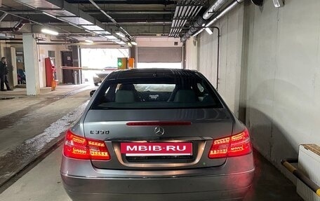 Mercedes-Benz E-Класс, 2009 год, 1 350 000 рублей, 6 фотография