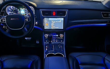 Haval H8, 2015 год, 2 170 000 рублей, 15 фотография