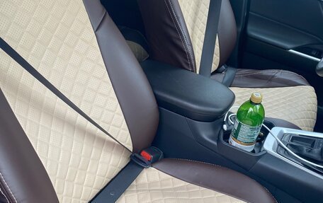 Toyota RAV4, 2024 год, 3 900 000 рублей, 7 фотография