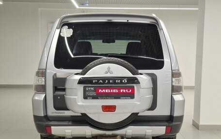 Mitsubishi Pajero IV, 2008 год, 1 780 000 рублей, 7 фотография