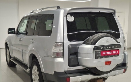 Mitsubishi Pajero IV, 2008 год, 1 780 000 рублей, 8 фотография