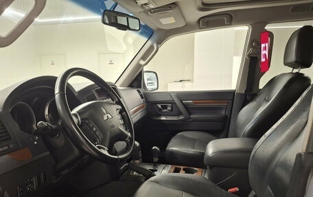 Mitsubishi Pajero IV, 2008 год, 1 780 000 рублей, 20 фотография