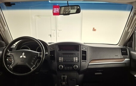 Mitsubishi Pajero IV, 2008 год, 1 780 000 рублей, 17 фотография