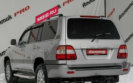 Toyota Land Cruiser 100 рестайлинг 2, 2007 год, 2 445 000 рублей, 4 фотография