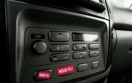 Toyota Land Cruiser 100 рестайлинг 2, 2007 год, 2 445 000 рублей, 15 фотография