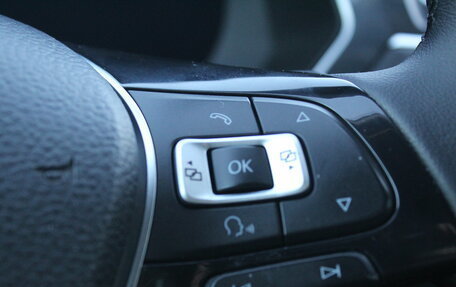 Volkswagen Tiguan II, 2018 год, 2 350 000 рублей, 15 фотография