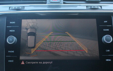 Volkswagen Tiguan II, 2018 год, 2 350 000 рублей, 21 фотография