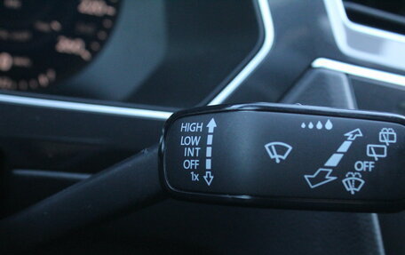 Volkswagen Tiguan II, 2018 год, 2 350 000 рублей, 18 фотография