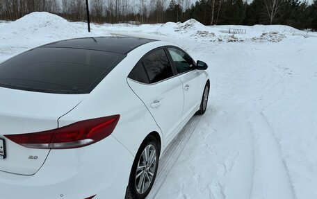 Hyundai Elantra VI рестайлинг, 2016 год, 1 700 000 рублей, 6 фотография