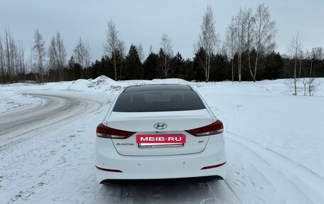 Hyundai Elantra VI рестайлинг, 2016 год, 1 700 000 рублей, 5 фотография