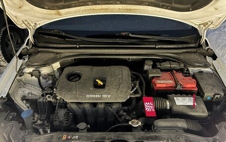 Hyundai Elantra VI рестайлинг, 2016 год, 1 700 000 рублей, 12 фотография